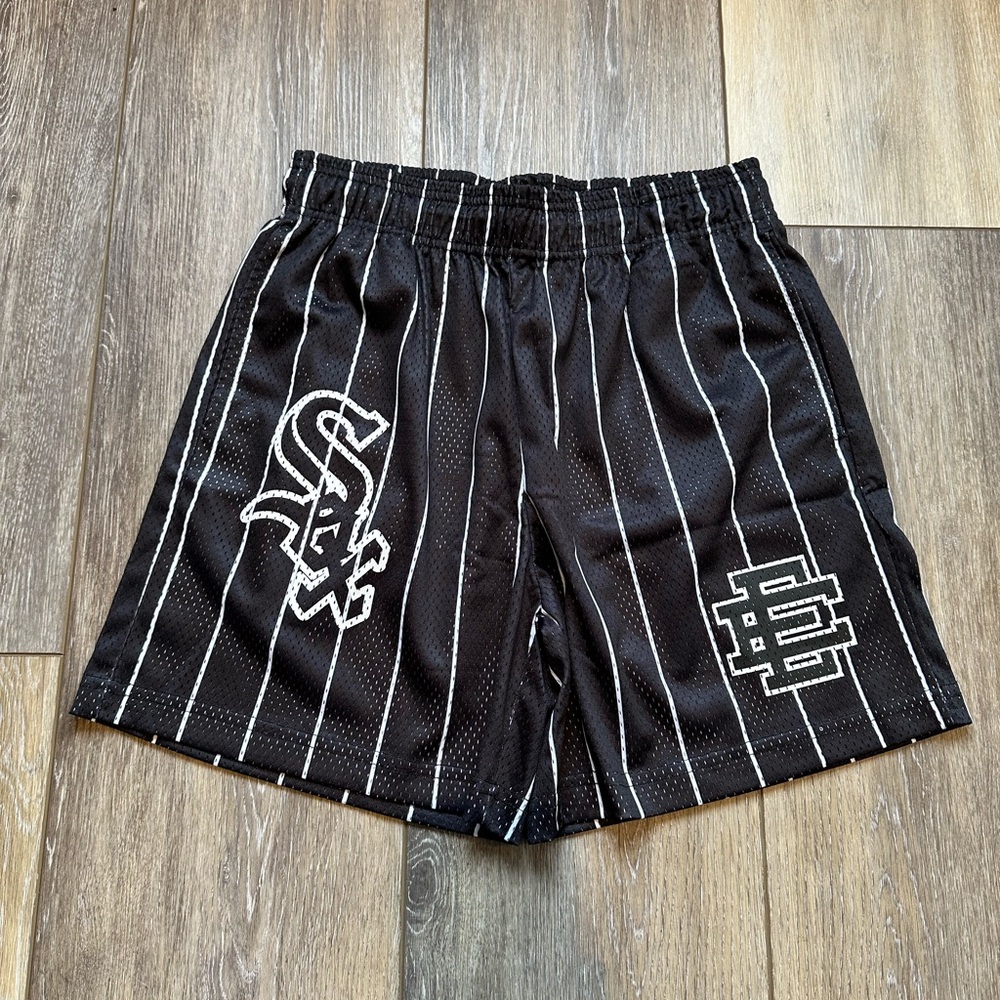 Eric Emanuel shorts white socks